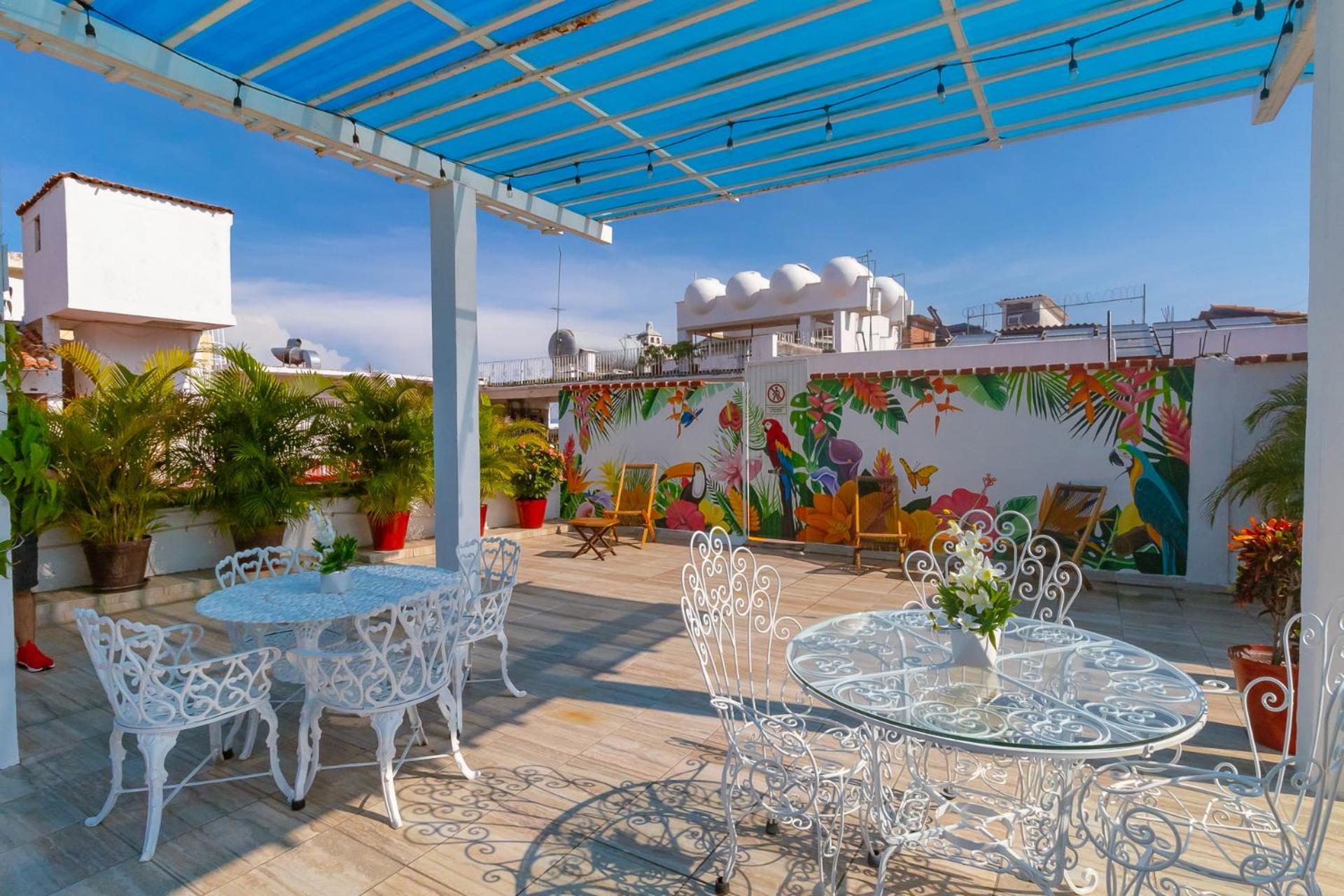 Hotel Encino Malecon Centro بويرتو فالارتا المظهر الخارجي الصورة